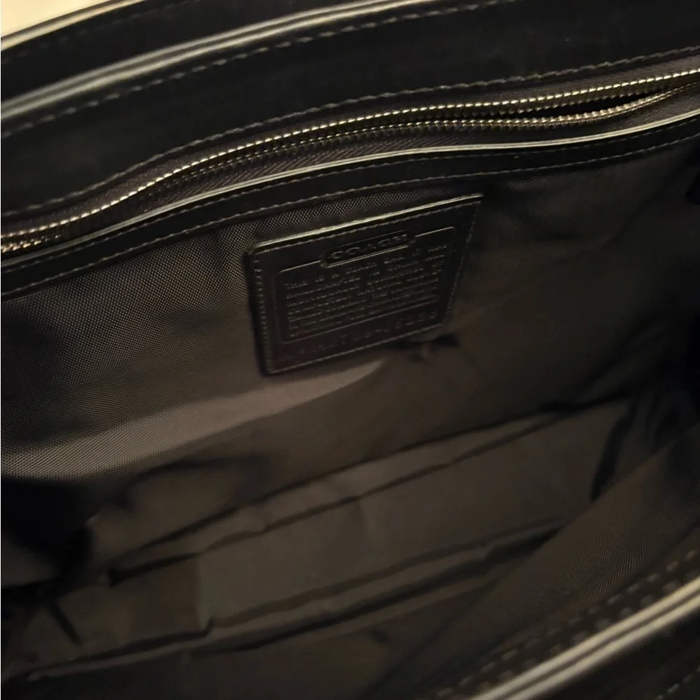 Coach Y2K Black Leather Crossbody Messenger Bag H0769-05238